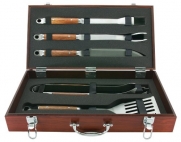 Mr Bar B Q 02136X PD Forged 5-Piece Set in Wood Carrying Case